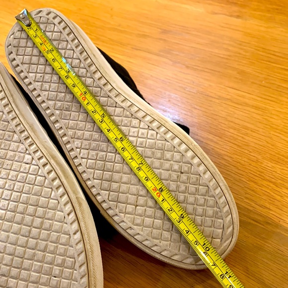 Steve Madden Size 9 Lancer Black Sneakers ~Black & White ~Runners Sneakers shoes - Picture 9 of 16